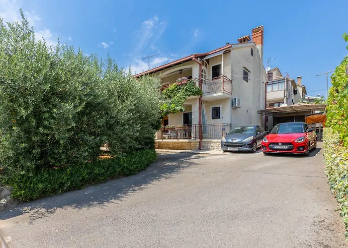 Palman With Free Parking Apartament